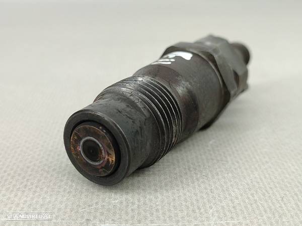 Injector Nissan Primera (P11) - 4