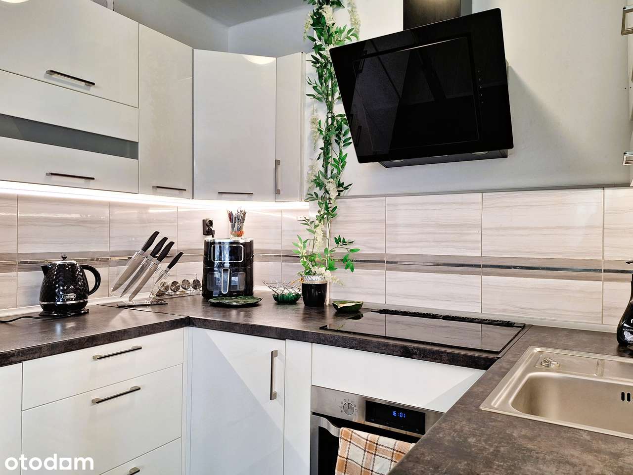 Kawalerka gotowa do wprowadzenia,słoneczne mieszkanie,niskie koszty.-8