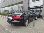 Jaguar XF 2.0 T Prestige - 10