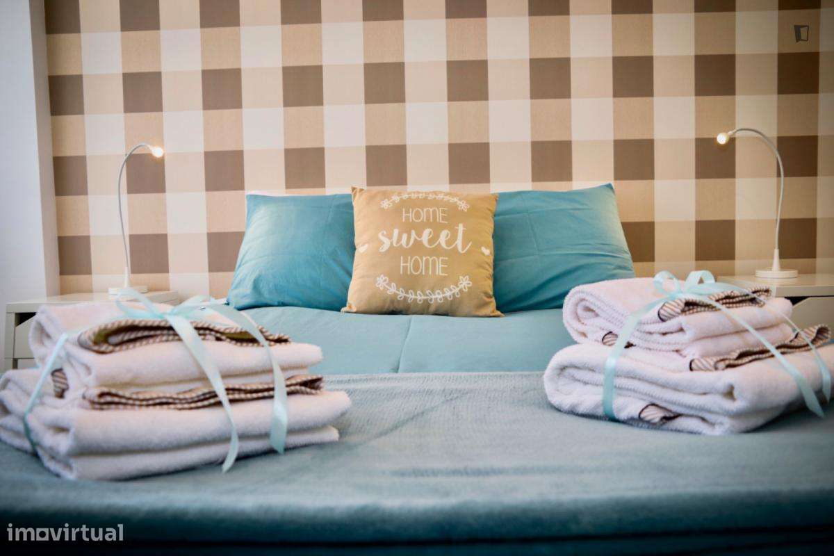 Apartamento com 1 quartos - localizado em Santo Ildefonso Porto - Grande imagem: 3/7