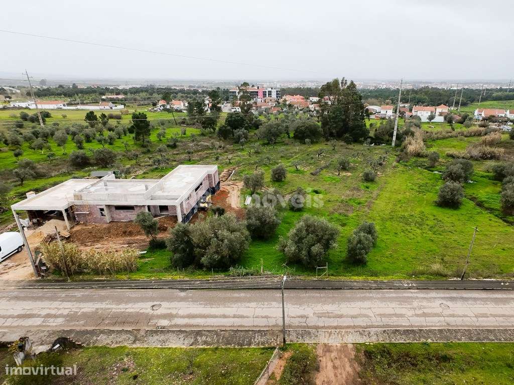 Terreno para construção com 1384,50 m2 em Atalaia, Vila Nova da Bar... - Grande imagem: 2/33