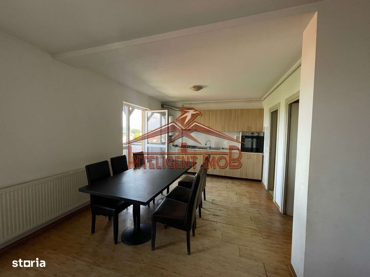 Apartament tip Duplex 3 Camere cu Vedere Panoramică și scara interioar-1
