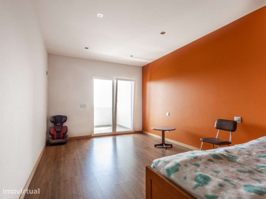 Moradia M6 com Garagem, Buarcos, Figueira da Foz-16