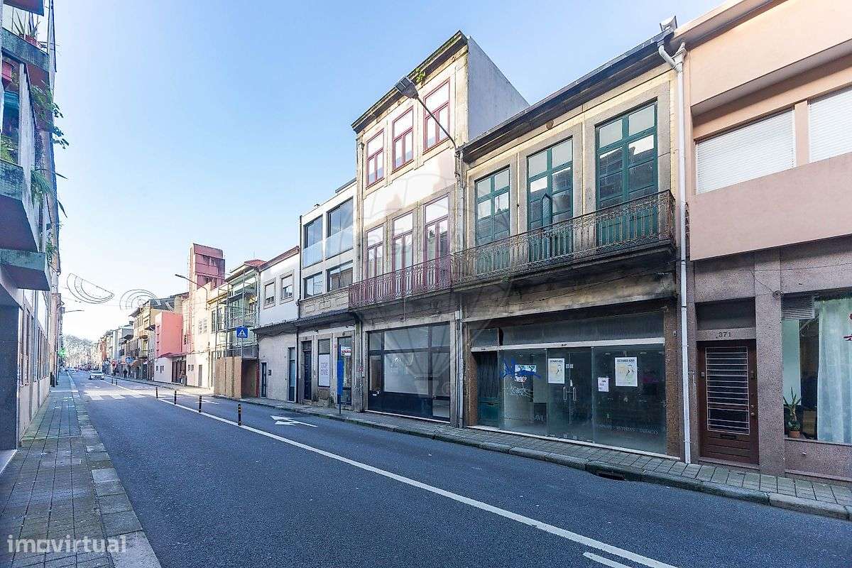 Prédio  para venda - Grande imagem: 2/19