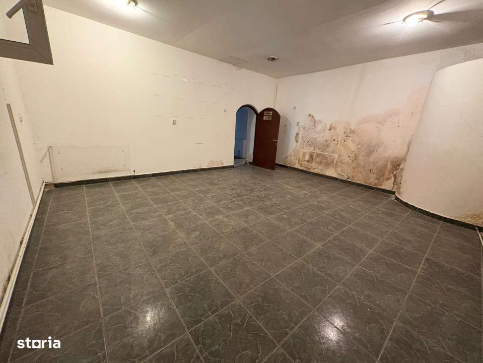 Spatiu comercial, 100 mp, parter, Centrul Vechi al Craiovei - Imagine principală: 4/7