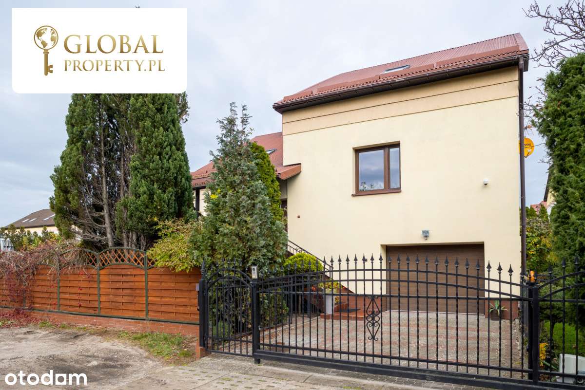 Dom wolnostojący, Rumia ul. Ks. Sychty-1