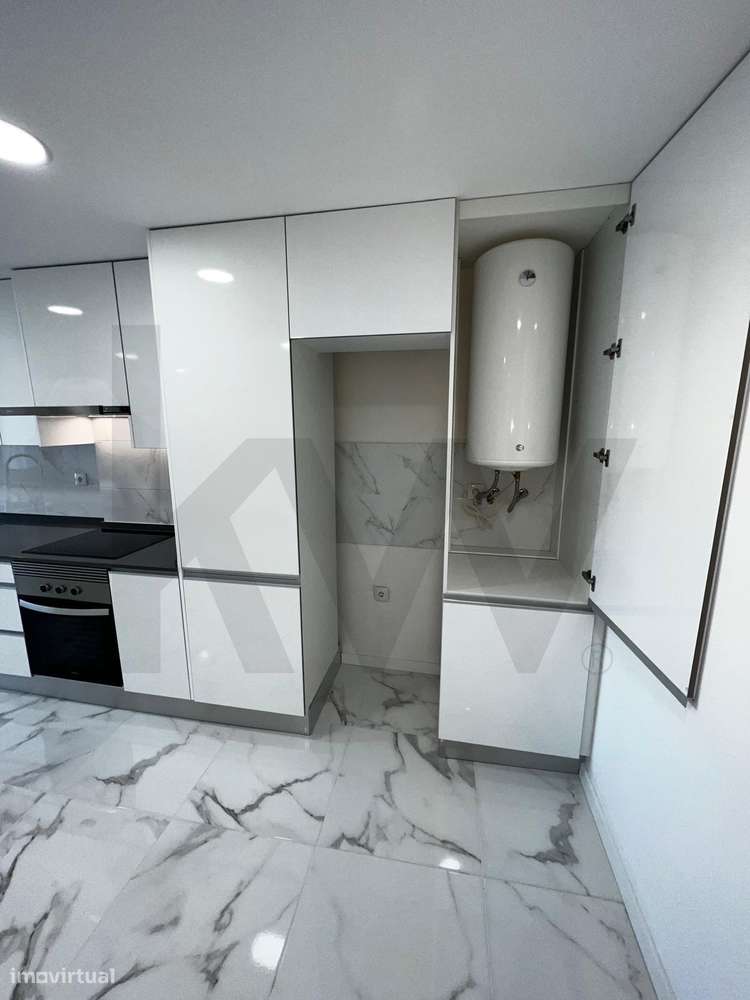 NOVA OPORTUNIDADE EM AMORA T2 Totalmente remodelado-23