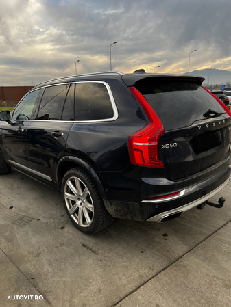 Volvo XC 90 D5 AWD Inscription - 8