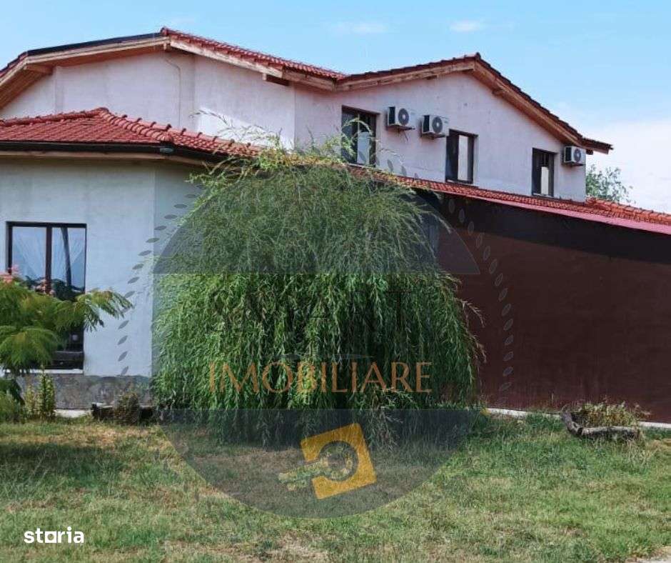 De vanzare pensiune in Comuna Frecatei in apropiere de Dunare - Imagine principală: 3/8