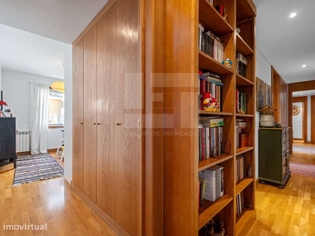 Apartamento T4, situado no prestigiado Parque das Nações, em Lisboa-17
