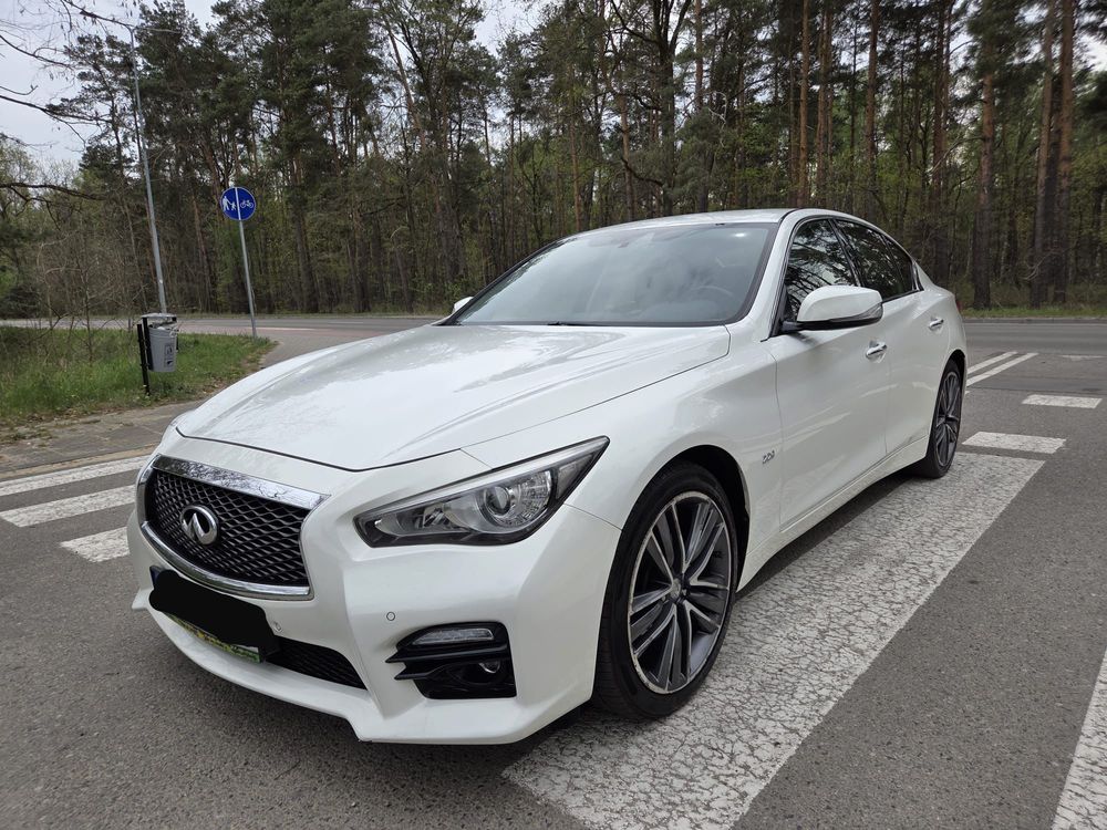 Infiniti Q50 2.2d Premium Sound Studio by Bose 2015