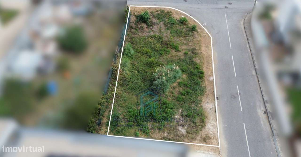 Lote Terreno de gaveto  Baguim do Monte (Rio Tinto)| Missilva-5
