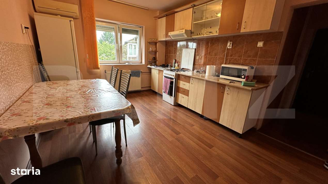 Apartament cu 3 camere si 2 bai, zona Rogerius - Imagine principală: 5/10
