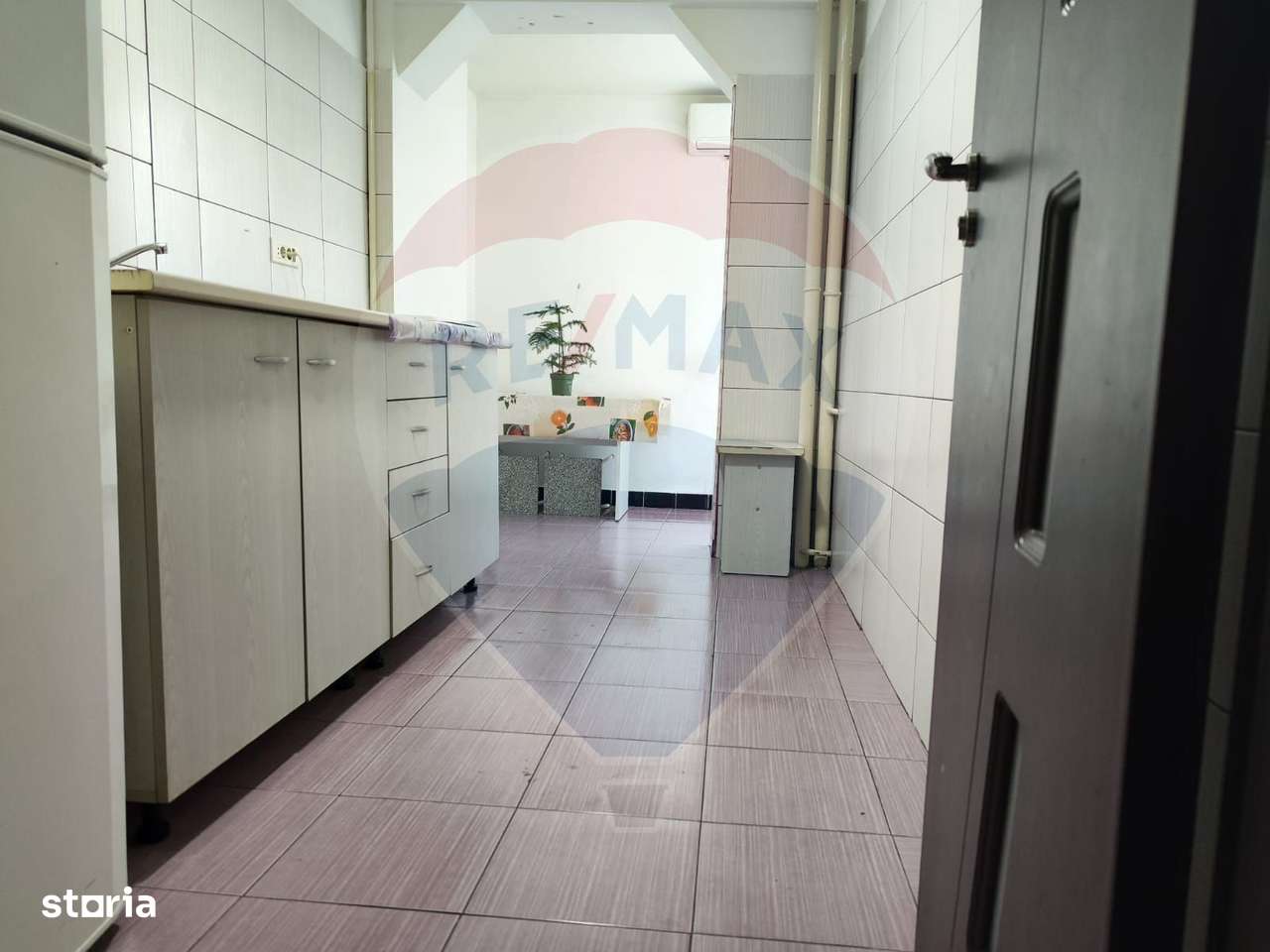 Apartament cu 2 camere de vanzare in zona Stefan cel Mare -Urgenta 2