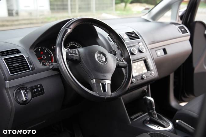 Volkswagen Touran 2.0 TDI DPF BlueMotion Technology DSG Cup - 31