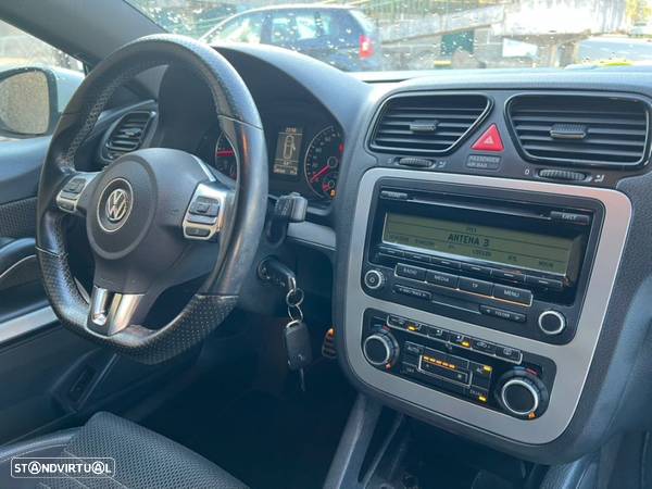 VW Scirocco 2.0 TDi Sport - 23