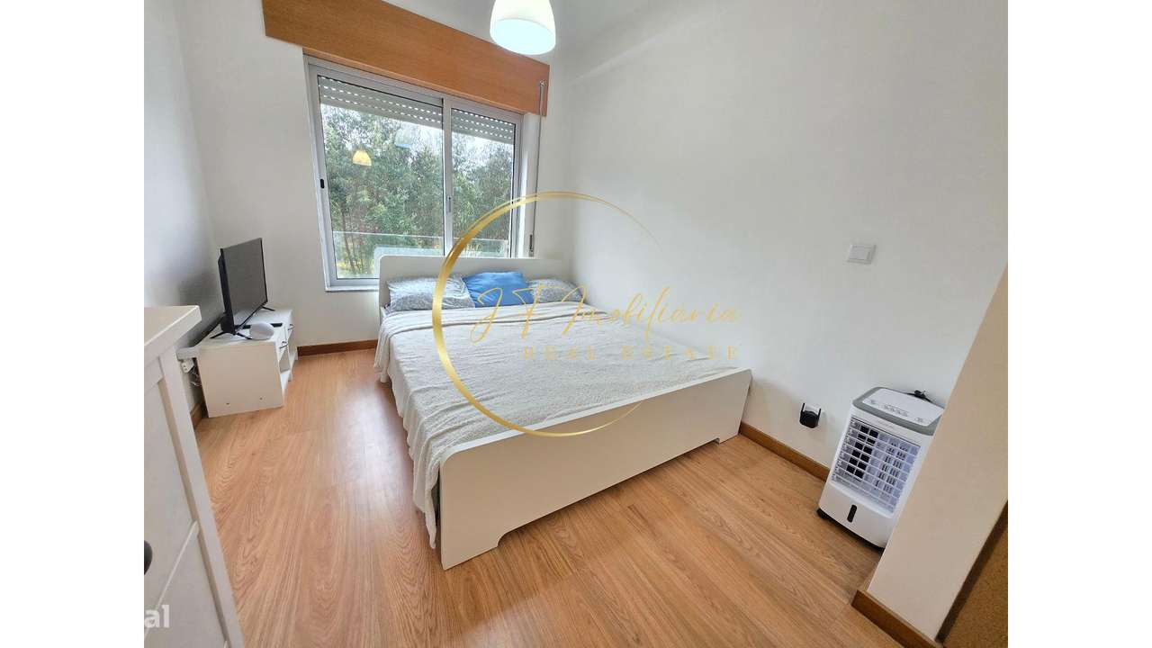 Apartamento T3 em Esgueira-24