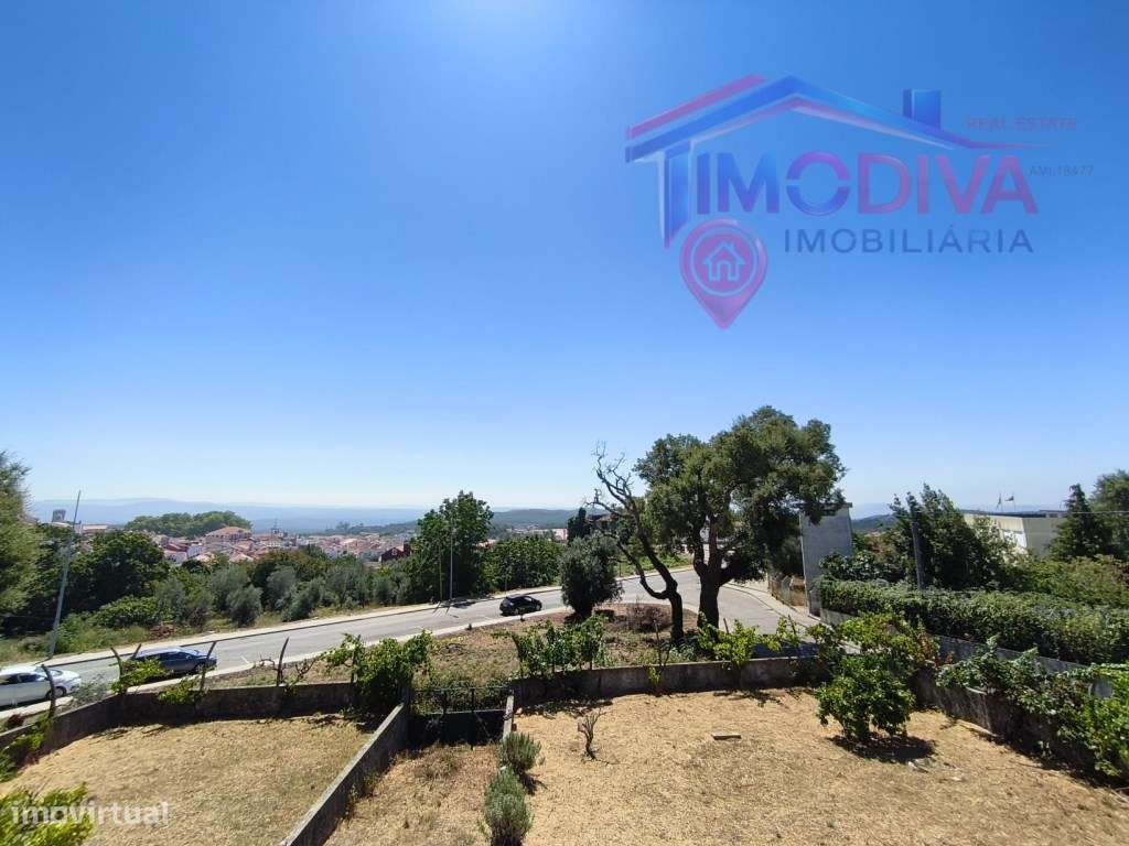 Moradia T3 Isolada com 1.000 m² de terreno e vistas deslumbrantes, ...-44
