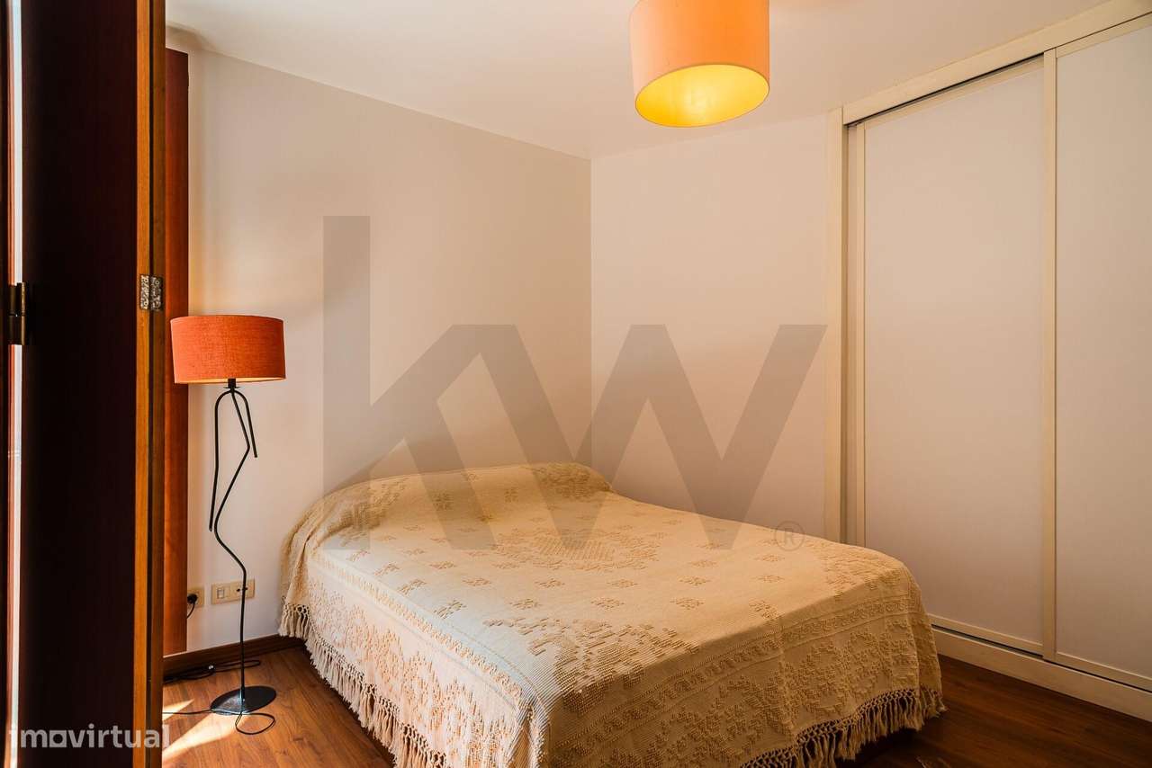 T1 literalmente no Príncipe Real com Estacionamento-0