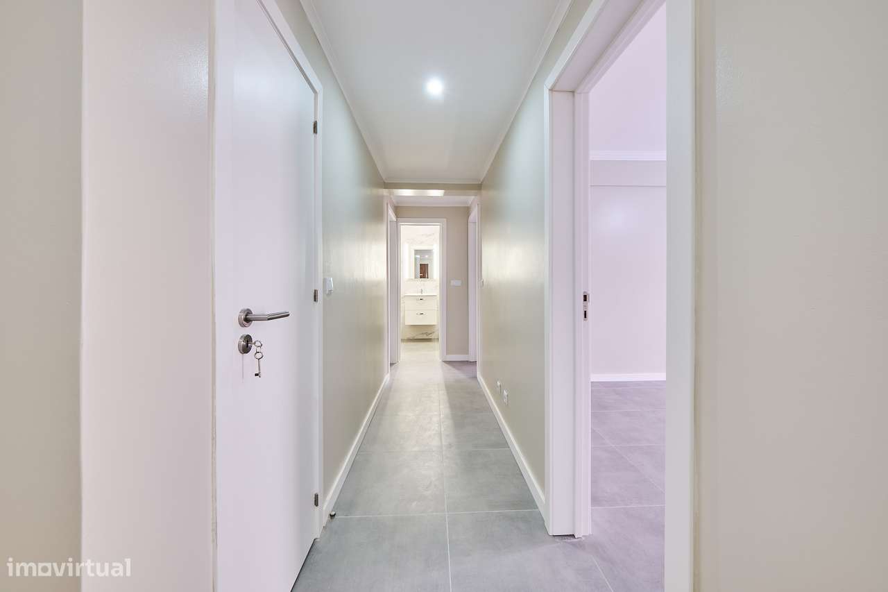 T2 Totalmente Remodelado em Corroios - Grande imagem: 4/22