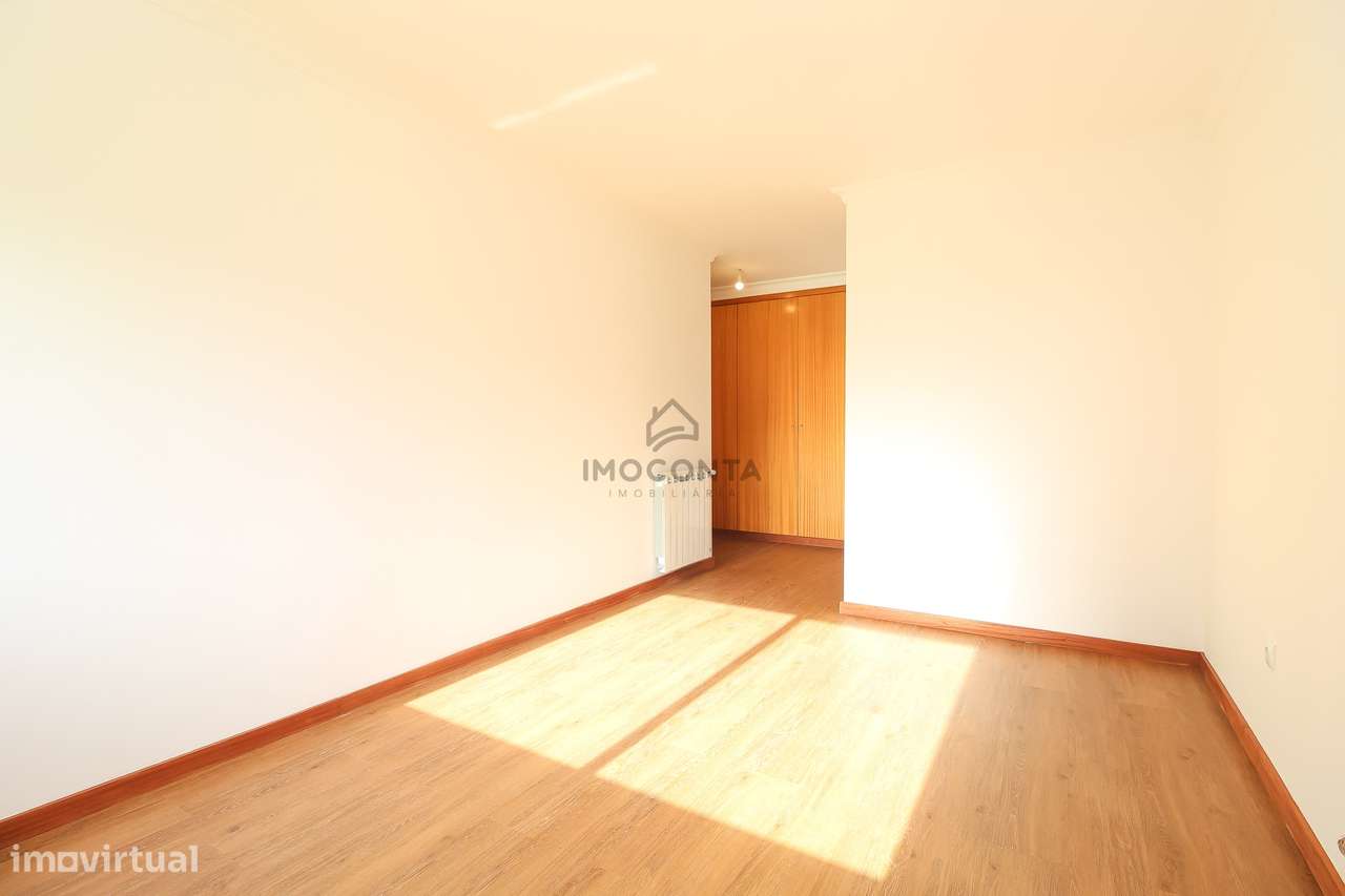 T2+1 Como Novo no Centro de Valongo-20