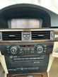 BMW Seria 3 320d Cabriolet - 12