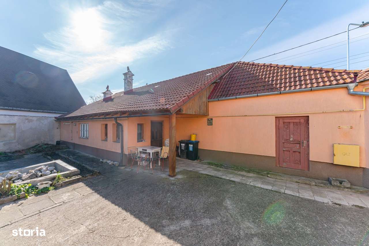 Casă individuală de renovare în Bod, Brașov-14