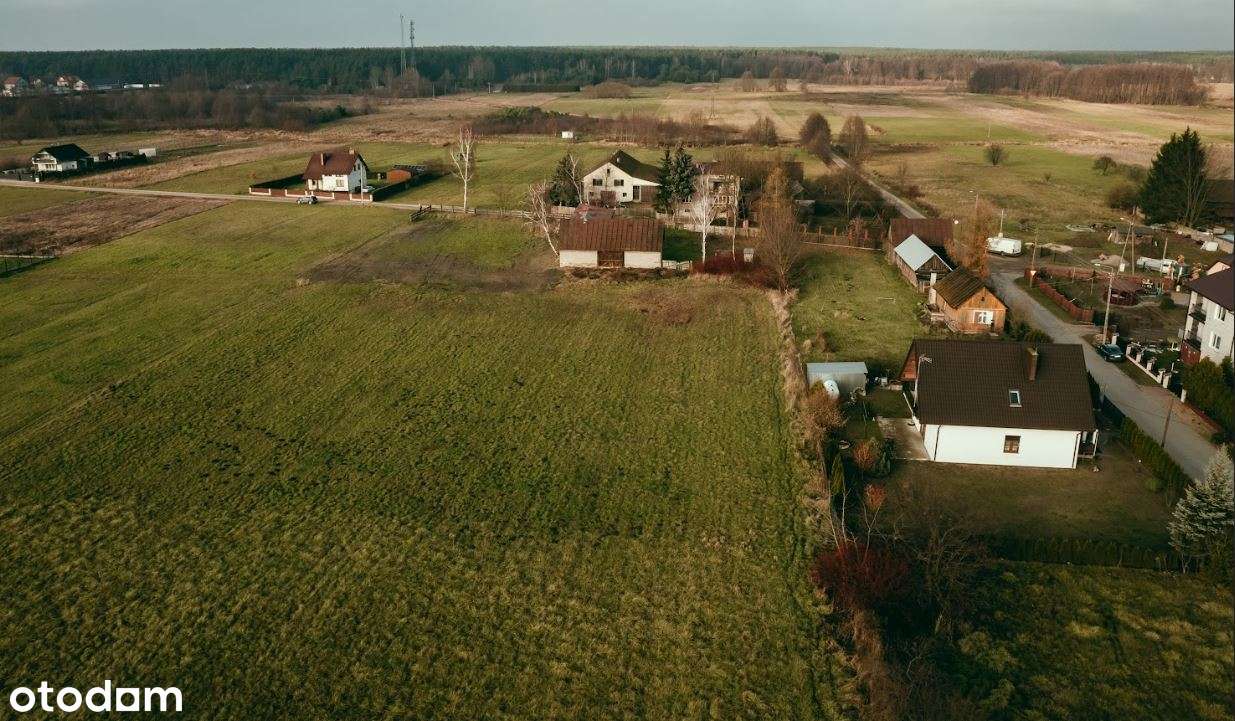 Duża zabudowana działka w mieście Brok-13