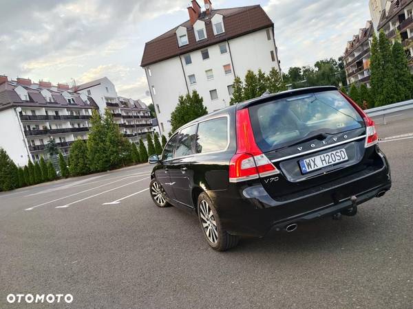 Volvo V70 D4 Geartronic Summum - 13