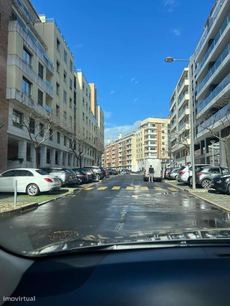 APARTAMENTO T3 LUXO - URBANIZAÇÃO BENFICA STADIUM - Grande imagem: 3/14