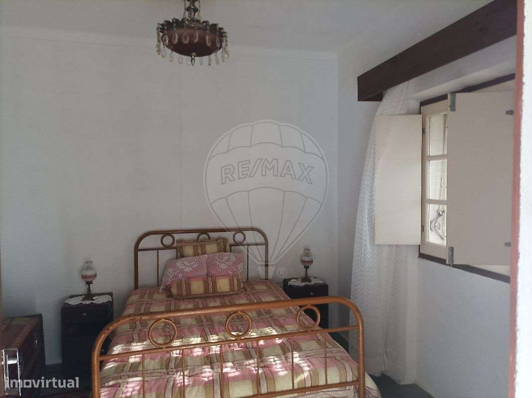 Moradia T2 para venda-12