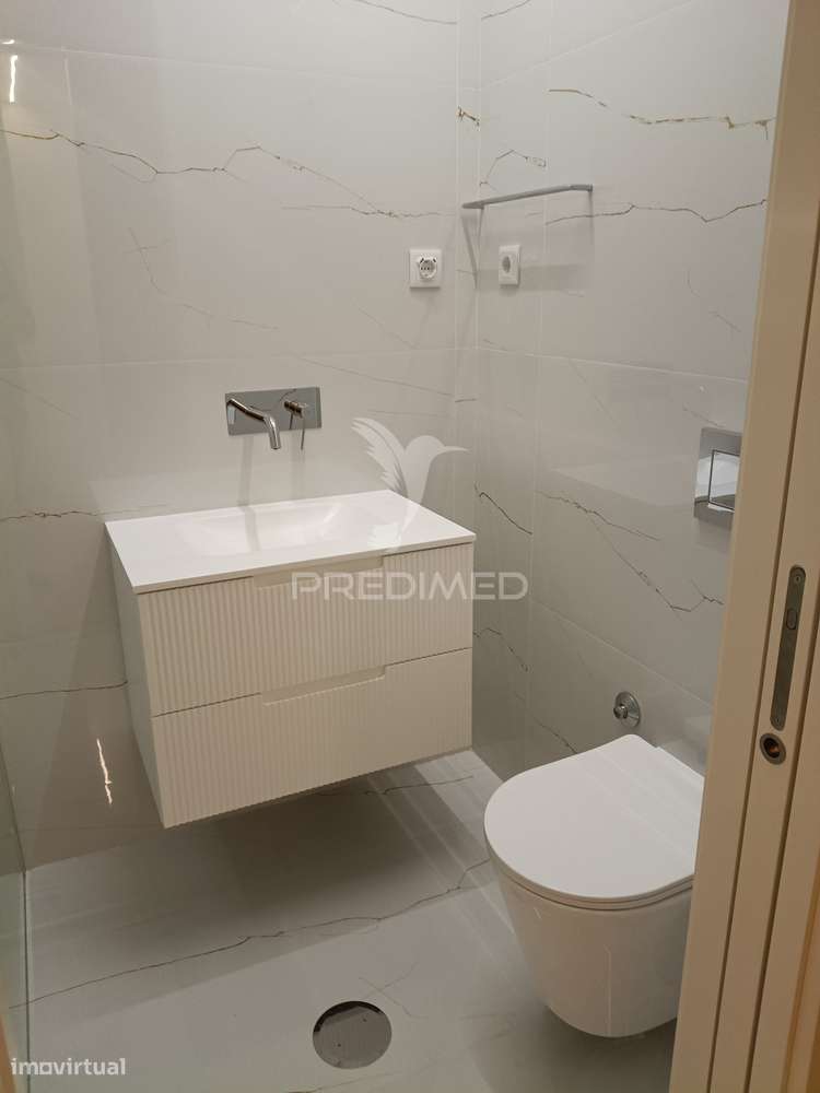 T2 com Garagem – Junto a Serralves e Universidade Católica - Grande imagem: 5/8