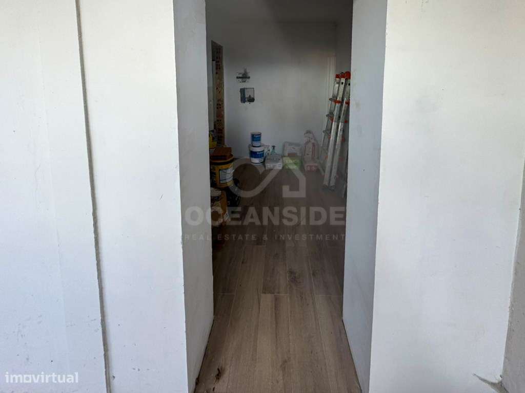 Apartamento T2 no centro de Almada-13
