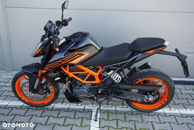 KTM Duke - 12