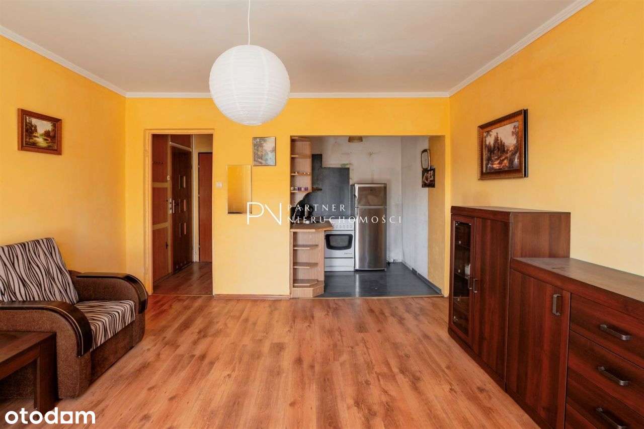 Kawalerka ul. Warmińska 1 piętro z balkonem-0