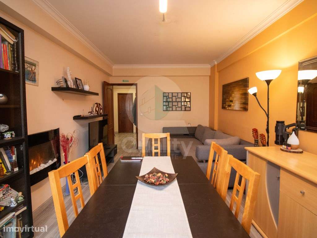 Excelente T2 em Queluz - Grande imagem: 5/32