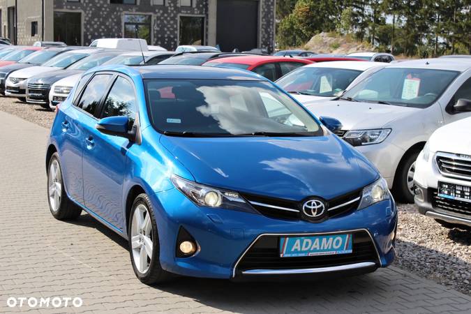 Toyota Auris 1.6 Premium Comfort MS - 2