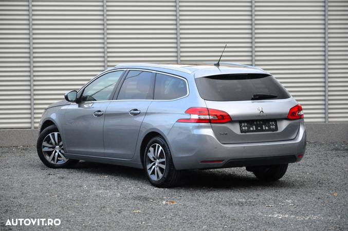 Peugeot 308 - 18