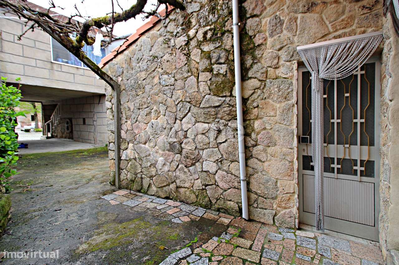 Moradia T2 com 2 pisos em Tourém, Montalegre - Grande imagem: 5/29