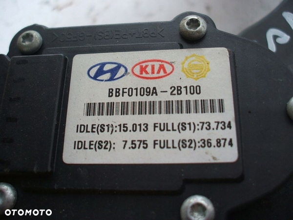 HYUNDAI SANTA FE II 2.2crd PEDAŁ GAZU POTENCJOMETR - 3