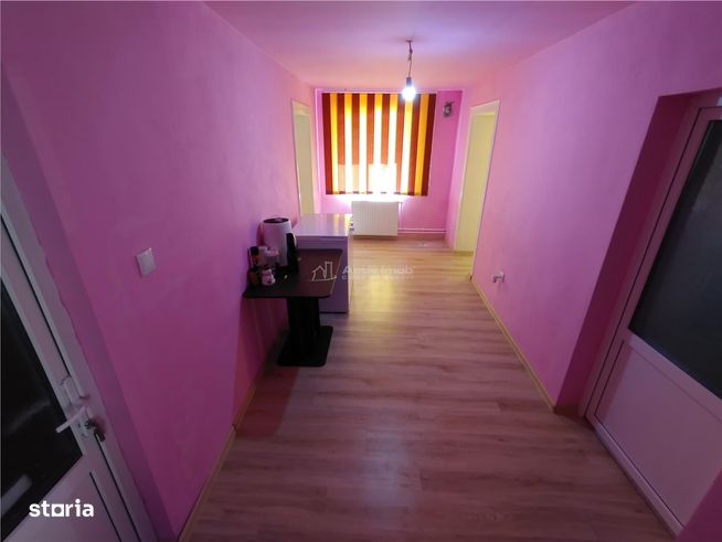 Oravita, Casa Rezidentiala, 7 Incaperi, 1151mp Teren, ZERO Comision Cu-11