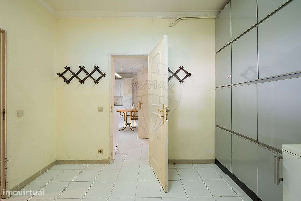 Moradia T4 para venda-8