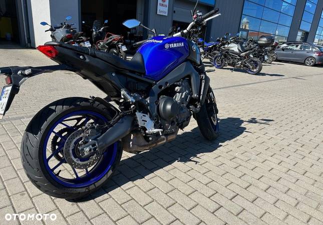 Yamaha MT - 4