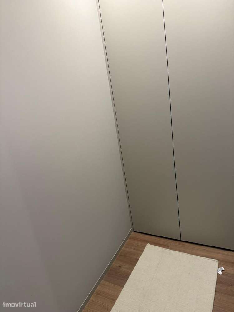 Apartamento T1 novo em condomínio fechado com piscina-13