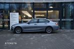 BMW Seria 3 320i - 4