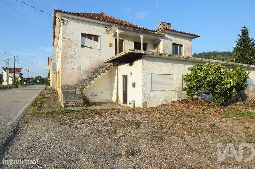 Casa / Villa T3 em São Miguel, Santa Eufémia e Rabaçal de 350,00 m2 - Grande imagem: 4/19