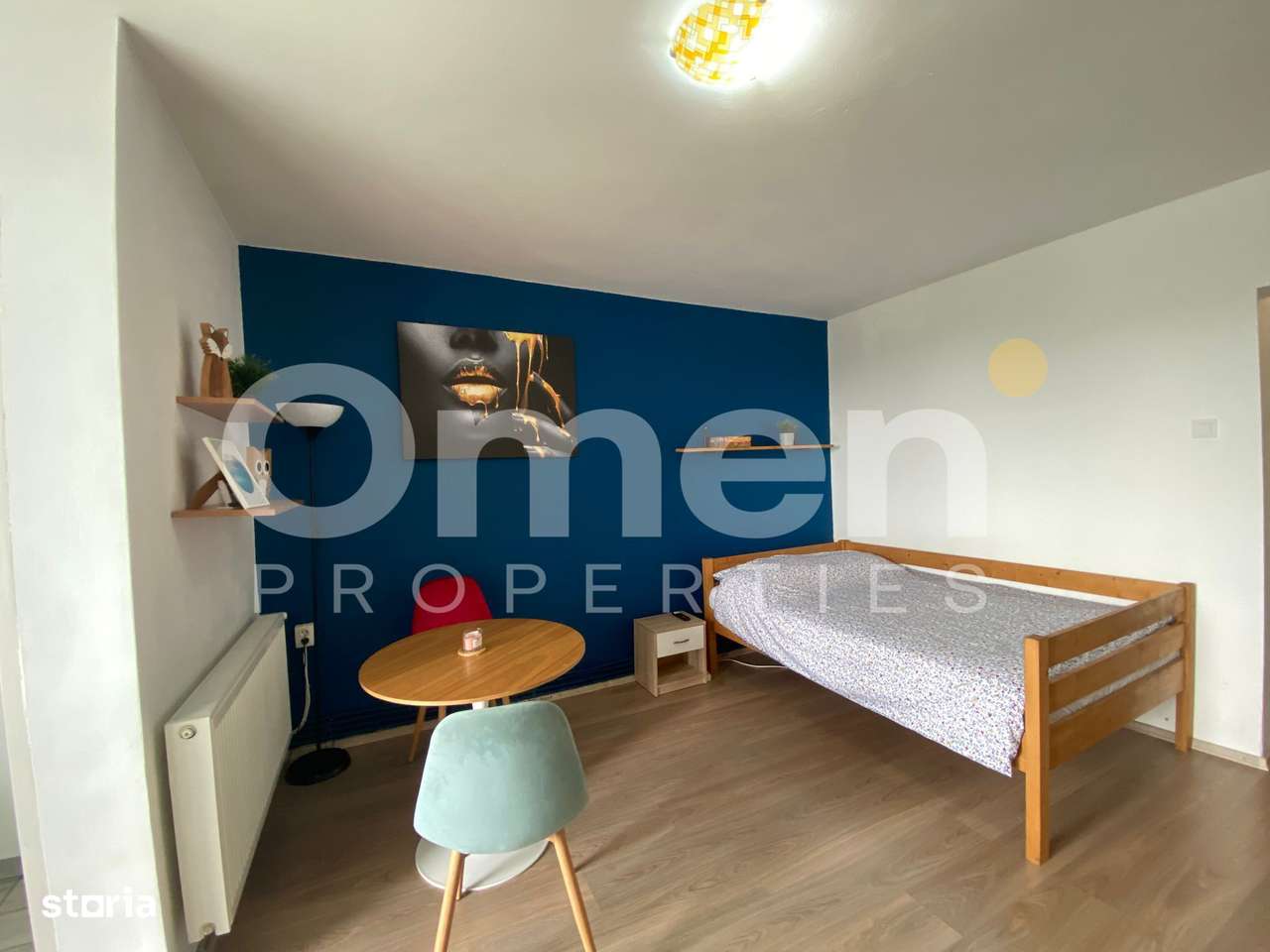 Garsoniera finisata modern, la etaj intermediar, cu priveliste panoram - Imagine principală: 2/7