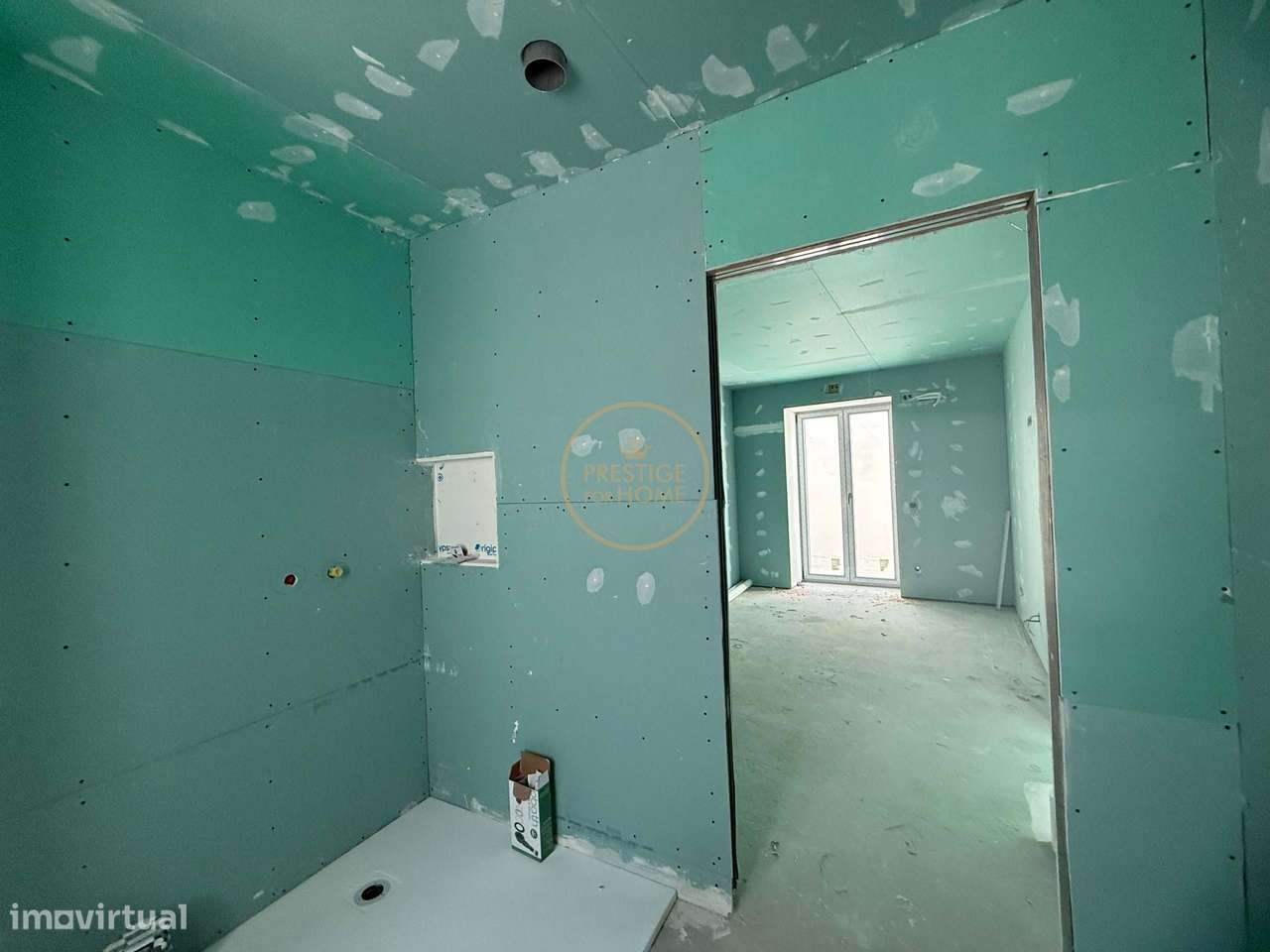 Encantadora moradia em fase final de construção, localizada na pacata-25