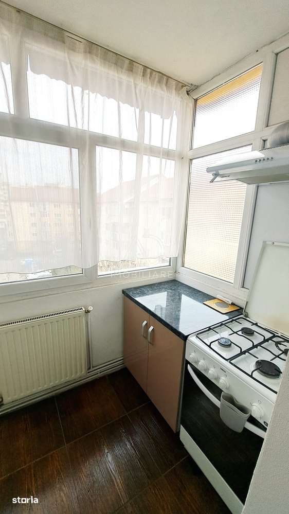Apartament 2 camere de Vanzare Targu Jiu zona centrală-4