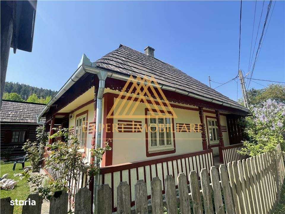 Casa  din Bucovina teren 7000mp pretabil pensiune - Imagine principală: 5/19